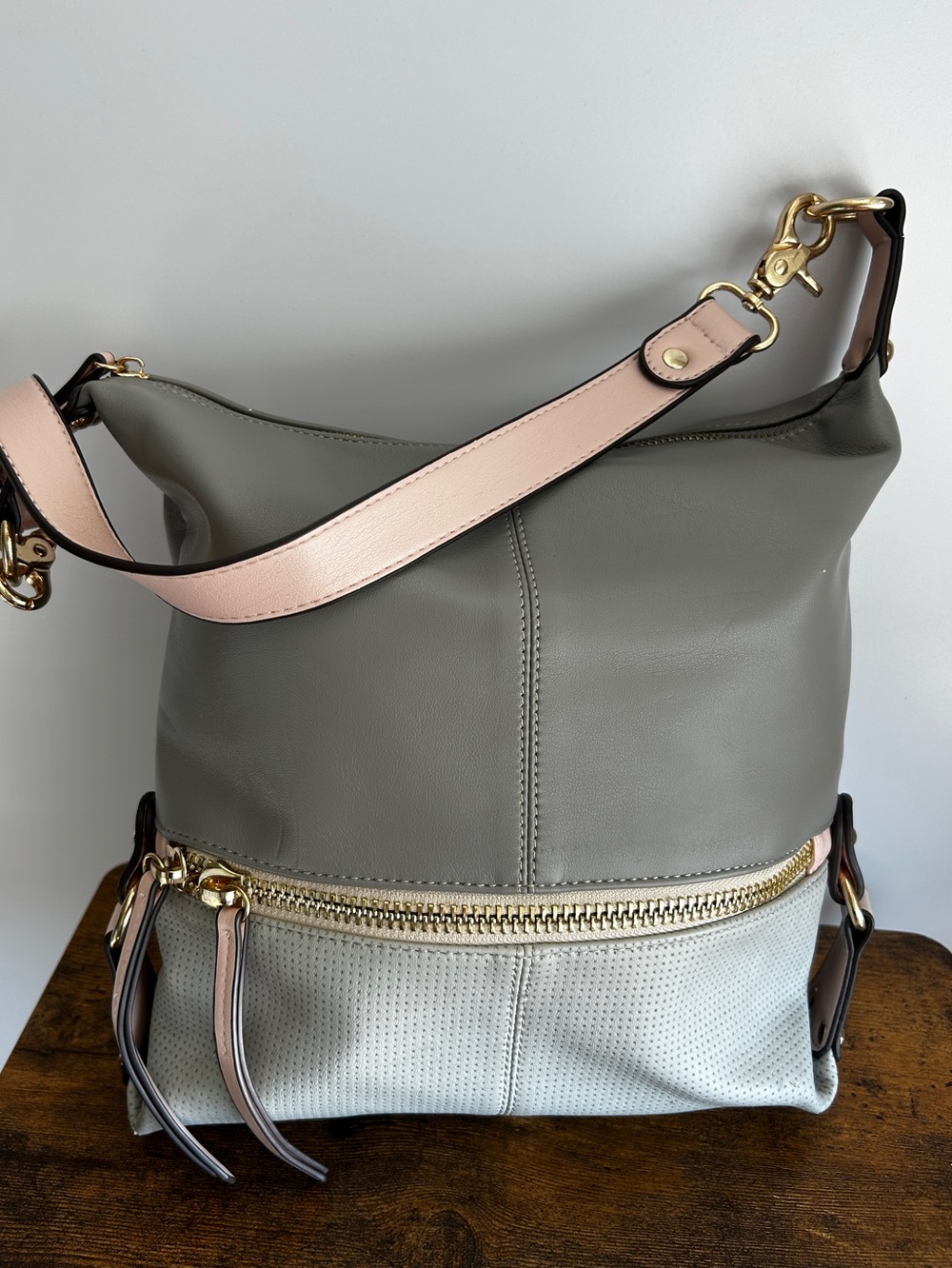Pretty Gray & Blush Faux Satchel shoulder Bag with Gold Hardware